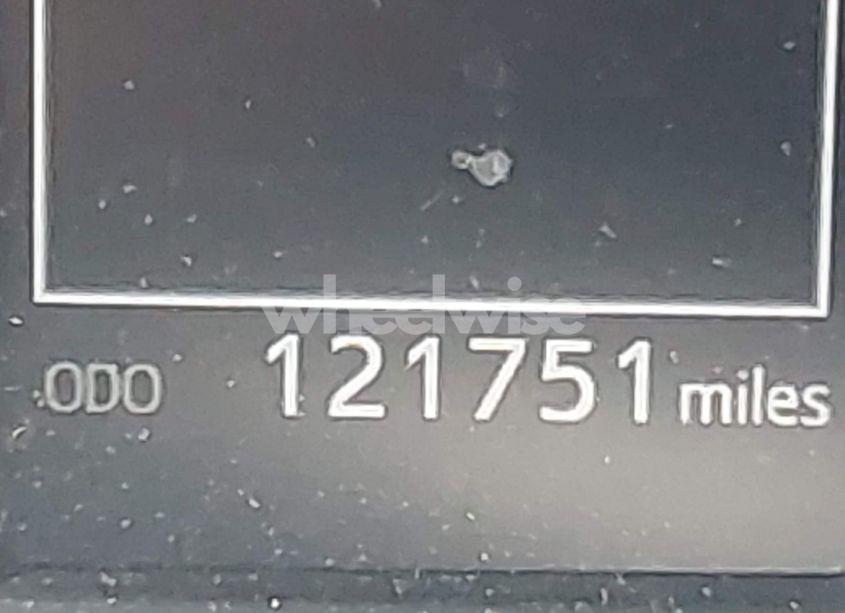 Photo 15 of 2017 Toyota Rav4 HYBRID LIMITED (VIN JTMDJREV6HD087365)