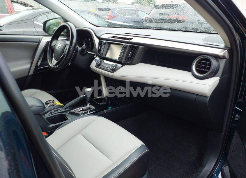 Photo 5 of 2018 Toyota Rav4 HYBRID LIMITED (VIN JTMDJREV8JD248465)