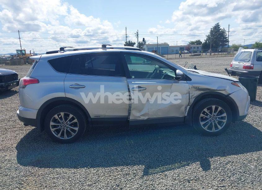 Photo 13 of 2016 Toyota Rav4 HYBRID LIMITED (VIN JTMDJREVXGD030438)