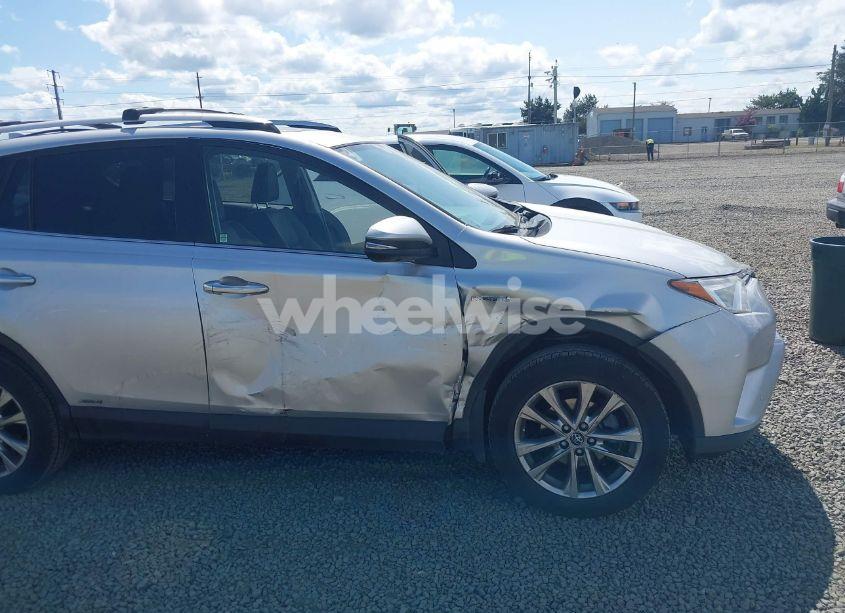 Photo 6 of 2016 Toyota Rav4 HYBRID LIMITED (VIN JTMDJREVXGD030438)