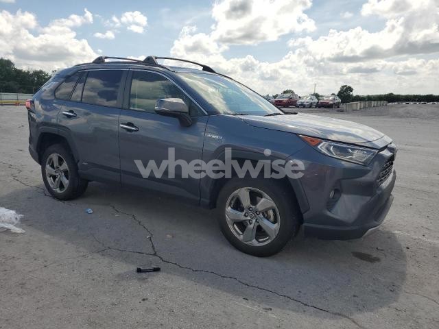 Photo 3 of 2019 TOYOTA RAV4 LIMITED (VIN JTMDWRFV6KD520352)