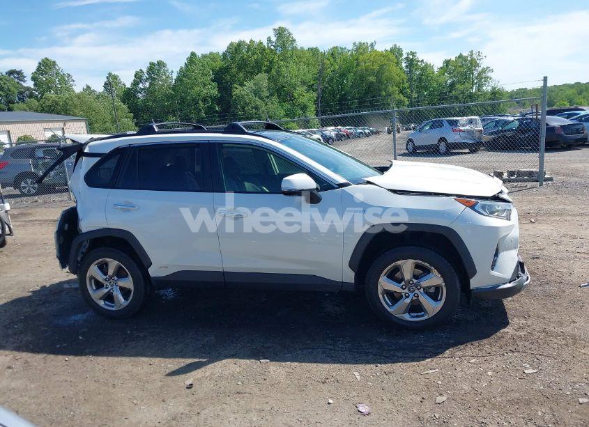 Photo 13 of 2019 Toyota Rav4 HYBRID LIMITED (VIN JTMDWRFVXKD507877)