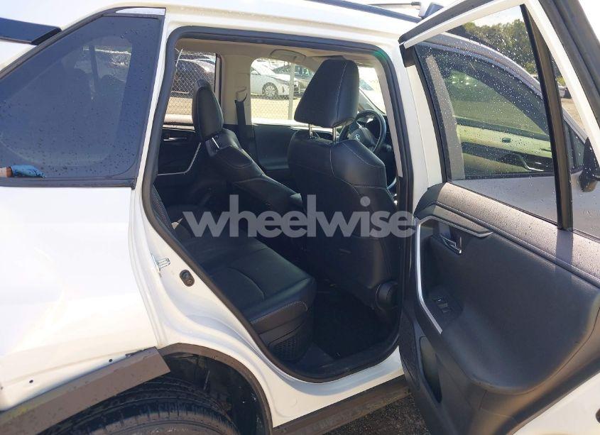 Photo 8 of 2019 Toyota Rav4 HYBRID LIMITED (VIN JTMDWRFVXKD507877)