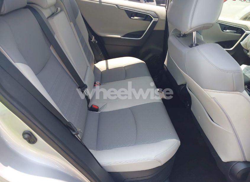 Photo 8 of 2020 Toyota Rav4 HYBRID LIMITED (VIN JTMDWRFVXLD546678)