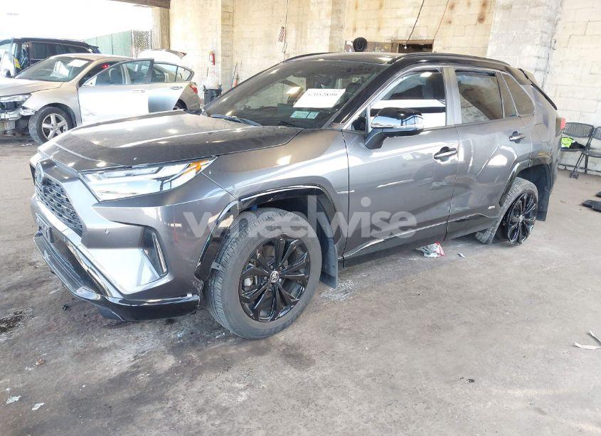Photo 2 of 2022 Toyota Rav4 HYBRID XSE (VIN JTME6RFV5NJ020998)