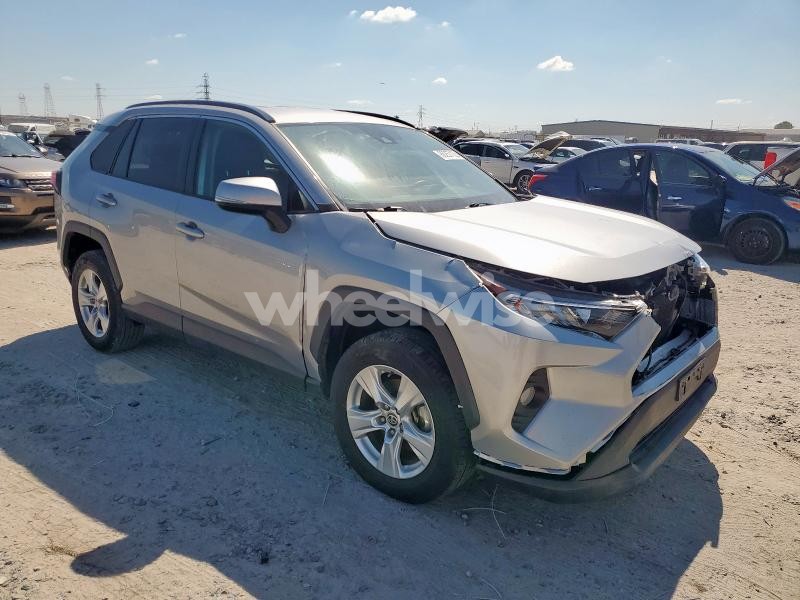 Photo 13 of 2021 TOYOTA RAV4 XLE (VIN JTME6RFVXND519584)