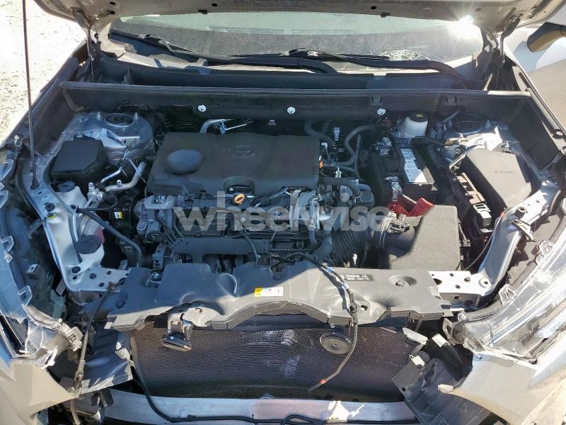 Photo 8 of 2021 TOYOTA RAV4 XLE (VIN JTME6RFVXND519584)