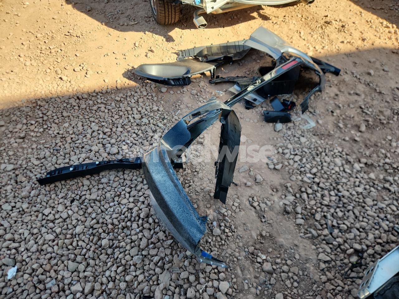 Photo 12 of 2024 TOYOTA RAV4 PRIME XSE (VIN JTMEB3FV5RD196978)