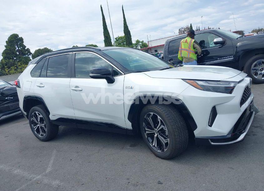 Photo 13 of 2024 Toyota Rav4 PRIME XSE (VIN JTMEB3FV6RD186007)