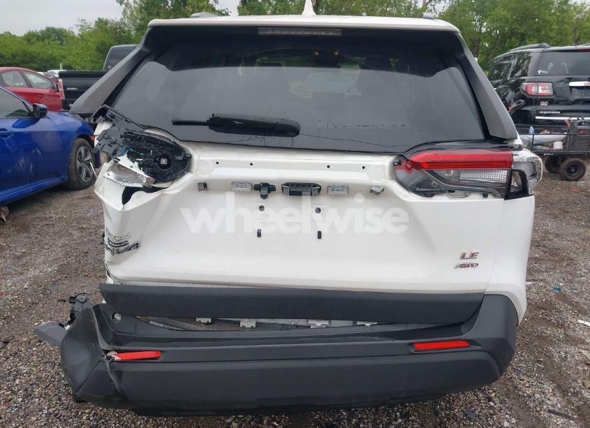 Photo 17 of 2019 Toyota Rav4 LE (VIN JTMF1RFV0KD517535)