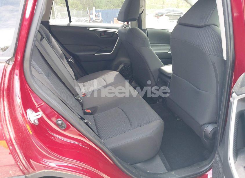 Photo 8 of 2019 Toyota Rav4 LE (VIN JTMF1RFV1KD511159)