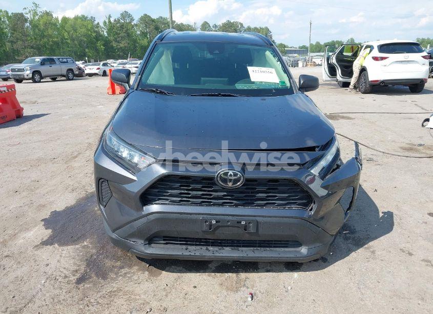 Photo 12 of 2019 Toyota Rav4 LE (VIN JTMF1RFV3KJ002983)