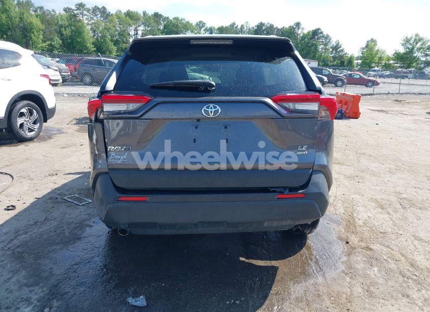 Photo 16 of 2019 Toyota Rav4 LE (VIN JTMF1RFV3KJ002983)