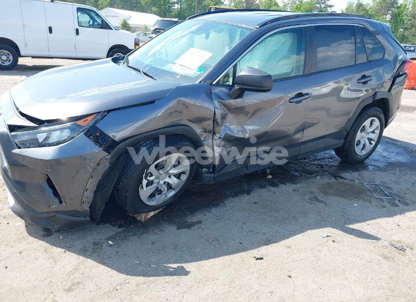 Photo 6 of 2019 Toyota Rav4 LE (VIN JTMF1RFV3KJ002983)