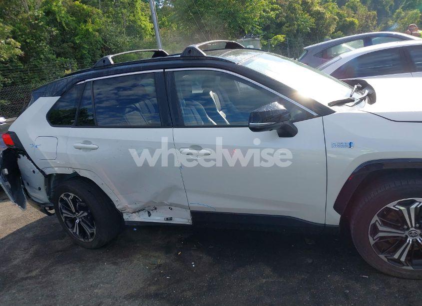 Photo 13 of 2021 Toyota Rav4 PRIME XSE (VIN JTMFB3FV2MD072504)