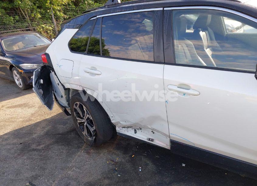 Photo 17 of 2021 Toyota Rav4 PRIME XSE (VIN JTMFB3FV2MD072504)