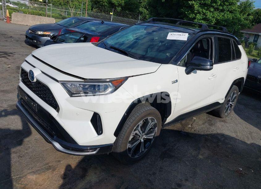 Photo 2 of 2021 Toyota Rav4 PRIME XSE (VIN JTMFB3FV2MD072504)