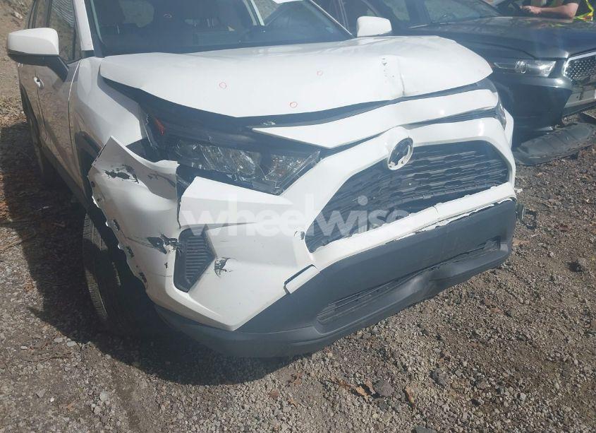 Photo 20 of 2019 Toyota Rav4 LE (VIN JTMG1RFV0KD043865)