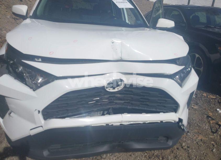 Photo 21 of 2019 Toyota Rav4 LE (VIN JTMG1RFV0KD043865)