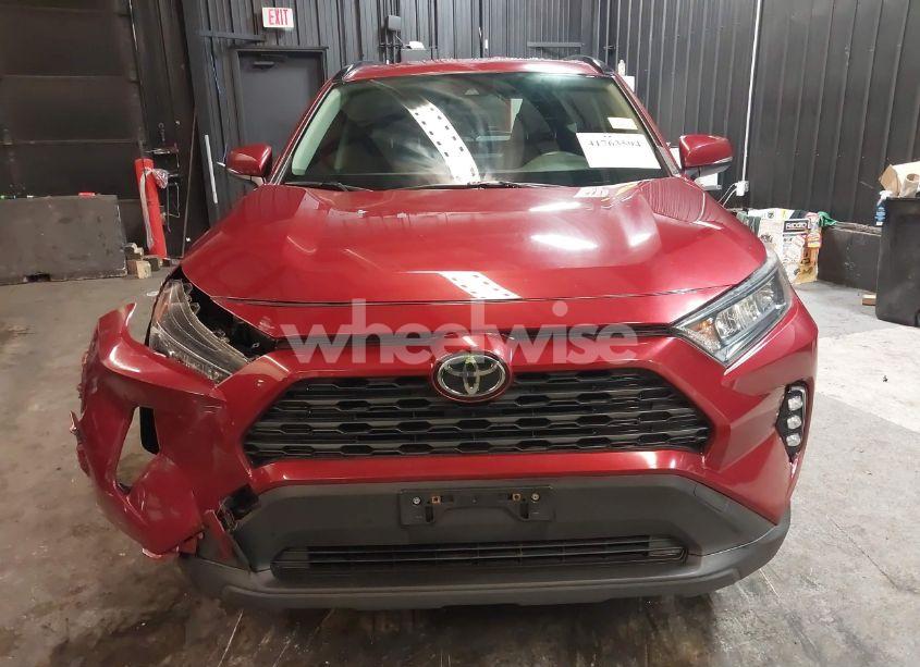 Photo 12 of 2020 Toyota Rav4 LE (VIN JTMG1RFV0LD063731)