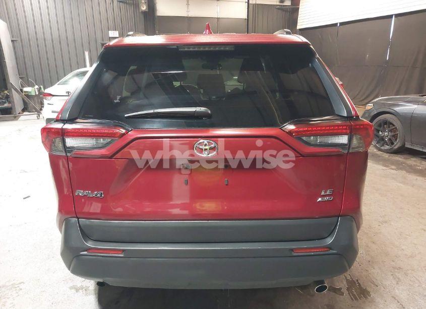 Photo 16 of 2020 Toyota Rav4 LE (VIN JTMG1RFV0LD063731)