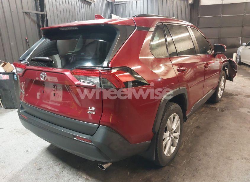 Photo 4 of 2020 Toyota Rav4 LE (VIN JTMG1RFV0LD063731)