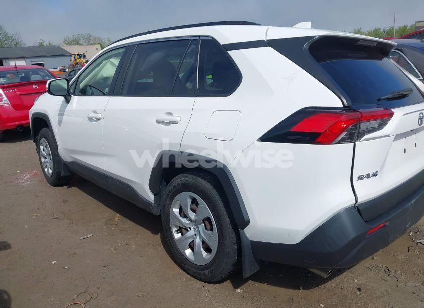Photo 15 of 2019 Toyota Rav4 LE (VIN JTMG1RFV4KD022825)