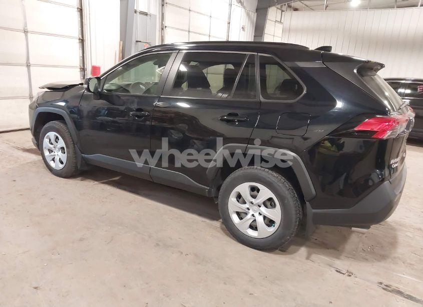 Photo 3 of 2019 Toyota Rav4 LE (VIN JTMG1RFV4KJ011244)