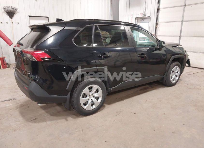 Photo 4 of 2019 Toyota Rav4 LE (VIN JTMG1RFV4KJ011244)