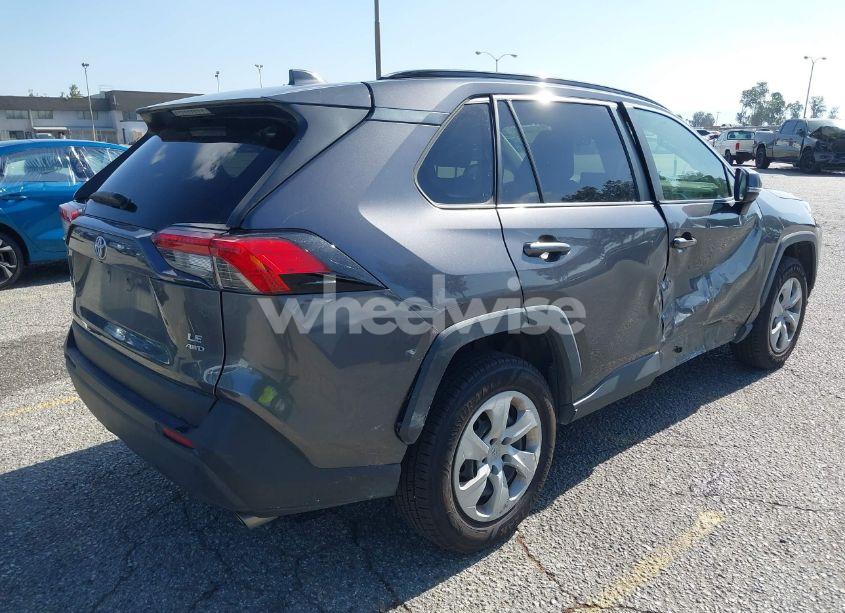 Photo 4 of 2019 Toyota Rav4 LE (VIN JTMG1RFV5KJ010605)