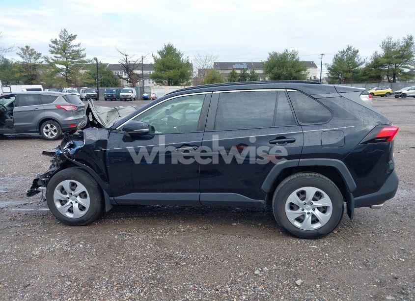 Photo 14 of 2019 Toyota Rav4 LE (VIN JTMG1RFV7KJ002148)