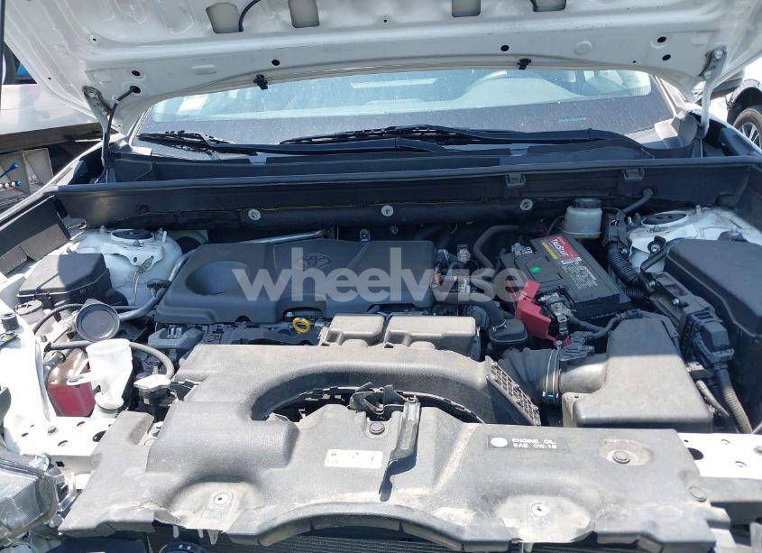 Photo 10 of 2019 Toyota Rav4 LE (VIN JTMH1RFV1KD029610)