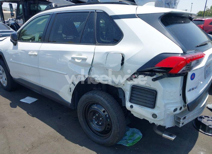 Photo 19 of 2019 Toyota Rav4 LE (VIN JTMH1RFV1KD029610)