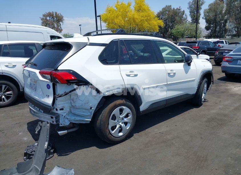 Photo 4 of 2019 Toyota Rav4 LE (VIN JTMH1RFV1KD029610)