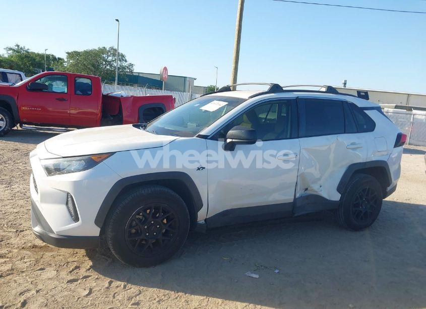 Photo 14 of 2020 Toyota Rav4 LE (VIN JTMH1RFV2LD051729)