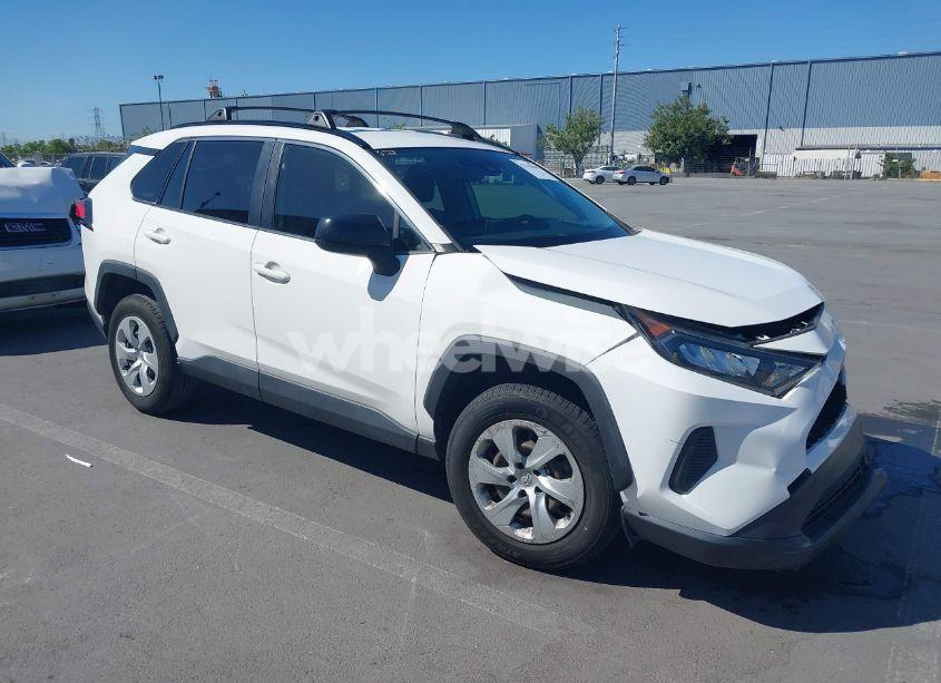2020 Toyota Rav4 LE (VIN JTMH1RFV2LD057255) main photo