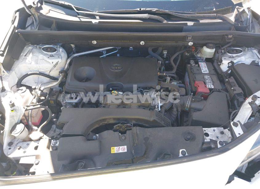 Photo 10 of 2020 Toyota Rav4 LE (VIN JTMH1RFV2LD057255)