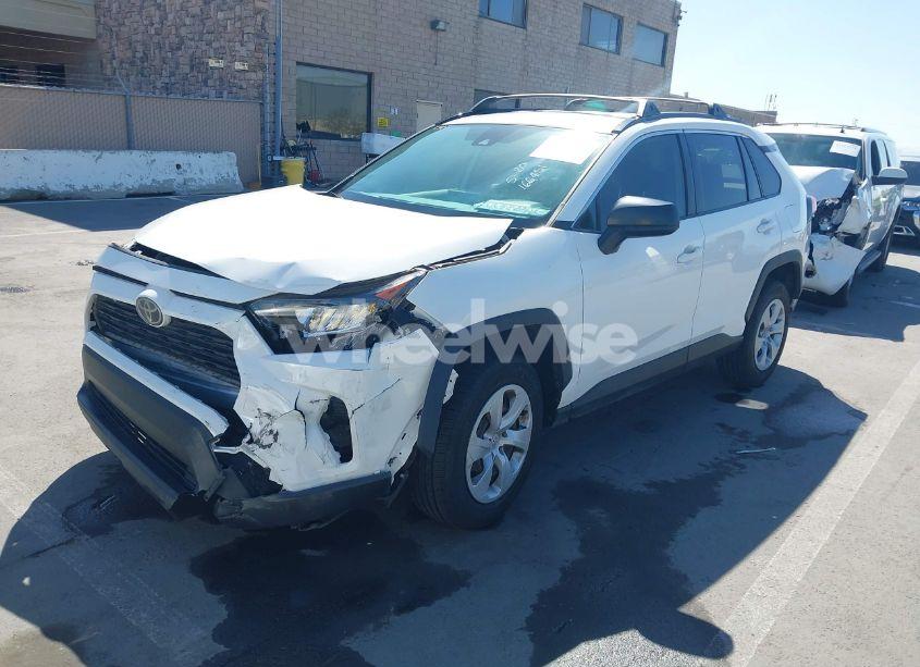 Photo 2 of 2020 Toyota Rav4 LE (VIN JTMH1RFV2LD057255)