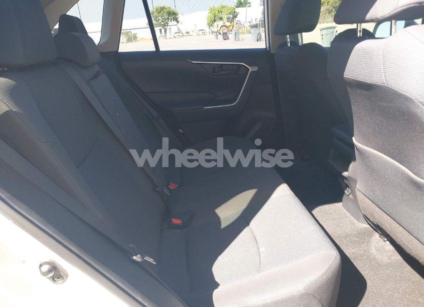 Photo 8 of 2020 Toyota Rav4 LE (VIN JTMH1RFV2LD057255)