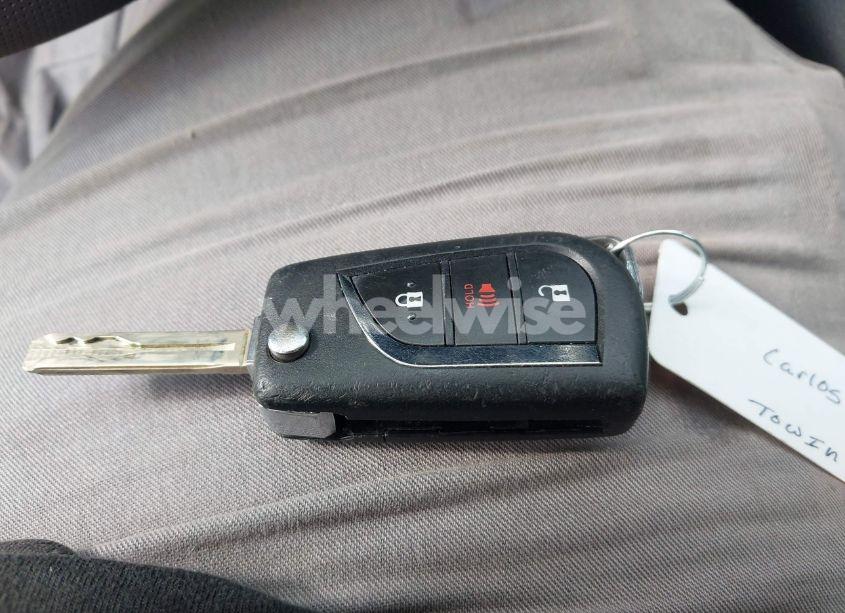 Photo 11 of 2019 Toyota Rav4 LE (VIN JTMH1RFV5KJ007238)