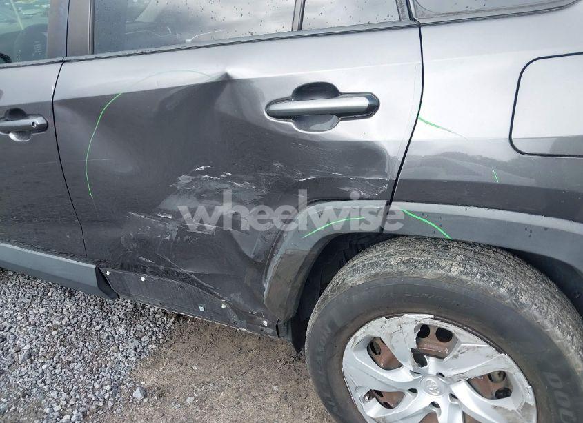 Photo 17 of 2019 Toyota Rav4 LE (VIN JTMH1RFV5KJ007238)