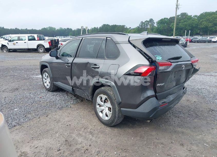 Photo 3 of 2019 Toyota Rav4 LE (VIN JTMH1RFV5KJ007238)