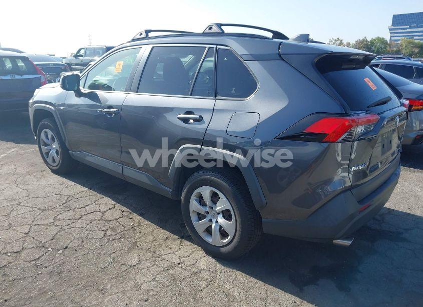 Photo 3 of 2019 Toyota Rav4 LE (VIN JTMH1RFV7KD027991)