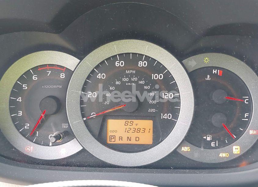 Photo 7 of 2010 Toyota Rav4 (VIN JTMJF4DV5A5030261)