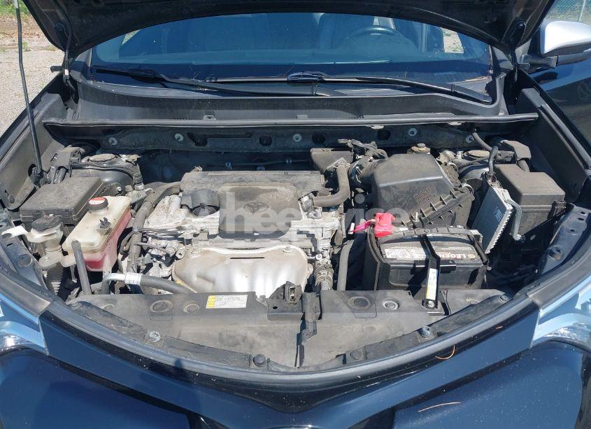 Photo 10 of 2016 Toyota Rav4 SE (VIN JTMJFREV2GJ089599)