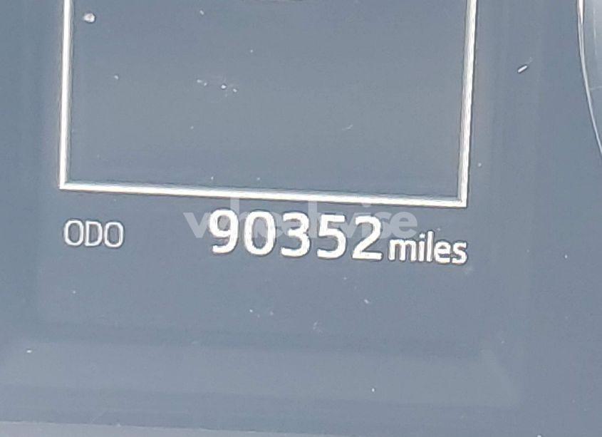 Photo 16 of 2016 Toyota Rav4 SE (VIN JTMJFREV2GJ089599)