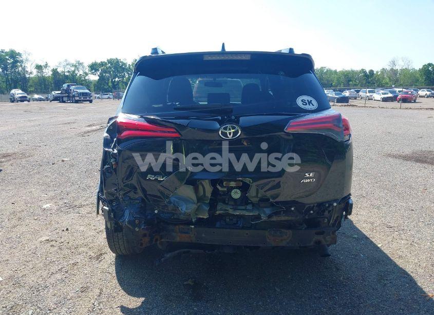 Photo 17 of 2016 Toyota Rav4 SE (VIN JTMJFREV2GJ089599)