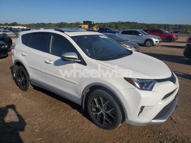 Photo 5 of 2016 TOYOTA RAV4 SE (VIN JTMJFREV4GD189041)