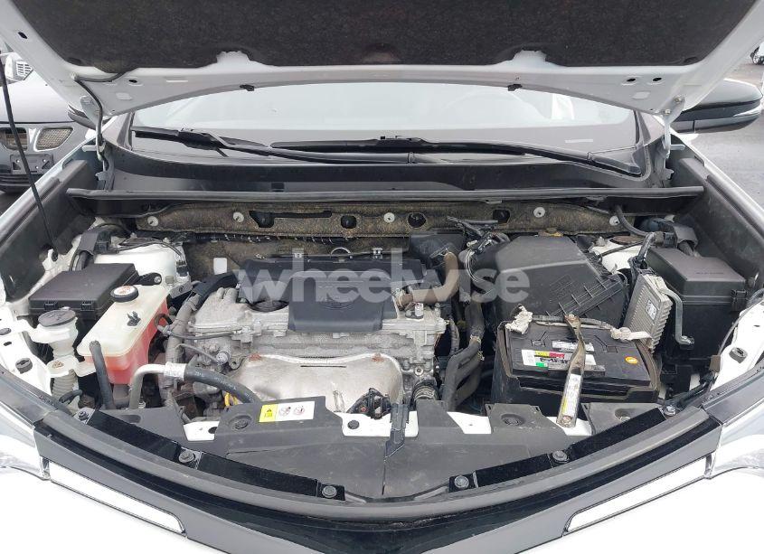 Photo 10 of 2017 Toyota Rav4 SE (VIN JTMJFREV6HD206035)