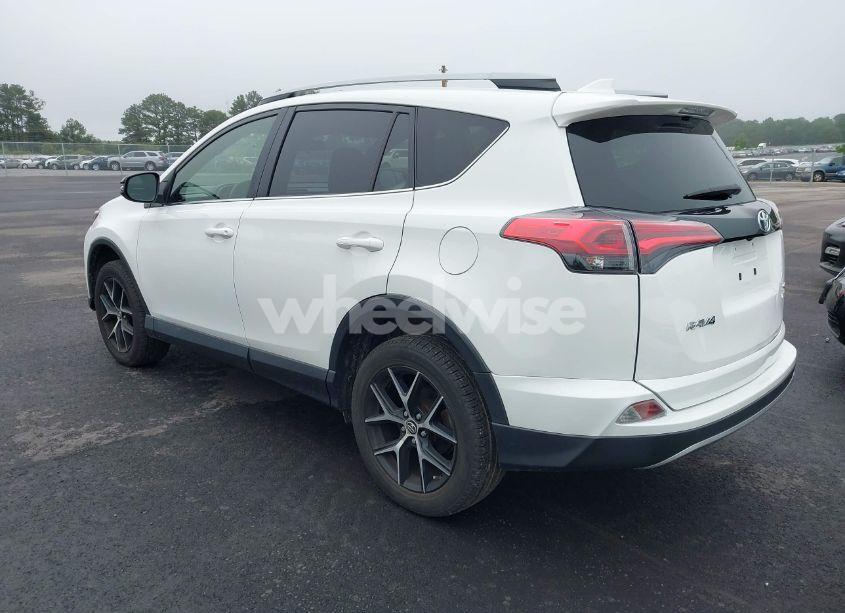 Photo 3 of 2017 Toyota Rav4 SE (VIN JTMJFREV6HD206035)